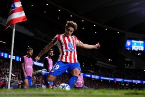 每體：巴薩在轉會(huì )市場(chǎng)上尋找中鋒，人選含小蜘蛛、凱恩、吉拉西等