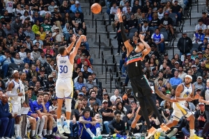 馬健談?dòng)率侩p殺馬刺：庫里&巴特勒身邊需有更多人站出 否則難贏(yíng)球