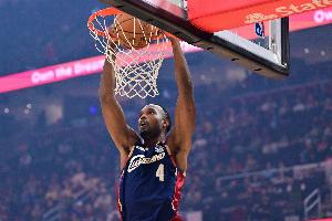 關(guān)鍵時(shí)刻值得信賴(lài)！莫布里16中7&三分6中3拿22分 另有13板4助4帽