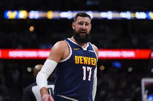 持續發(fā)力！瓦蘭補籃得手 掘金轟出8-0攻擊波打停森林狼