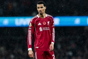 勒伯夫：我個(gè)人認為利物浦不需要伊薩克，他們本該放棄這筆簽約