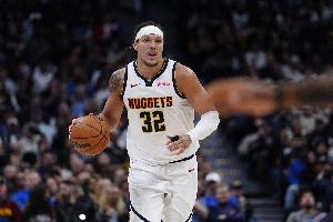 予取予求！阿隆·戈登半場(chǎng)8中6拿到最高16分外加6板 正負值+21