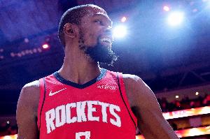 五大陣容！火箭戰騎士先發(fā)：阿門(mén)、杜蘭特、賈巴里、申京、亞當斯