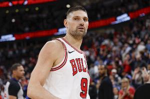 科比·懷特：武切維奇是我們攻防樞紐球隊領(lǐng)袖 總能打出關(guān)鍵表現