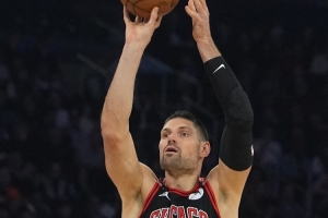 武切維奇第67場(chǎng)比賽0罰球拿到20+ 歷史第二多 僅次于克萊