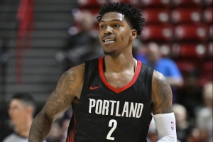 迷之自信！凱萊布·樂(lè )?；№斎址€穩不中 目前12投僅1中