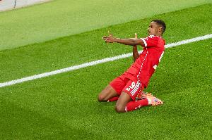 郵報：伊薩克沒(méi)有新的傷病問(wèn)題，預計將于今天參加利物浦訓練