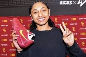 未來(lái)球星！Nike為NCAA女籃球員朱朱·沃特金斯推出PE配色球鞋