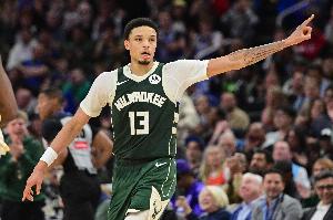 盡力局！羅林斯空砍32分6板14助 助攻生涯新高&得分平生涯最高