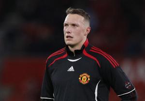 菲爾·瓊斯：我在比賽前后很難睡著(zhù)，經(jīng)常凌晨3、4點(diǎn)才去睡覺(jué)