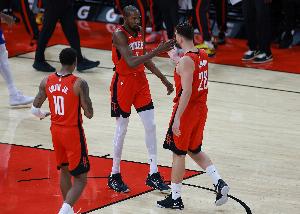 媒體人：西部在季后賽除了雷霆和掘金 當屬火箭實(shí)力最強！