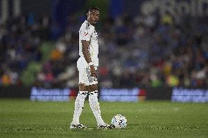 記者：阿拉巴肌肉超負荷，明日能否正常參加訓練仍不確定