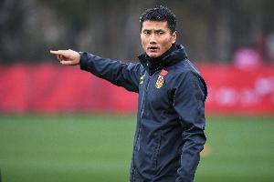 足球報：國足不提前集訓，備戰模式與世界接軌有利國腳狀態(tài)延續