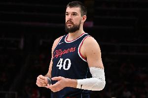 終結效率低！祖巴茨16投僅7中拿到14分19板 正負值-8