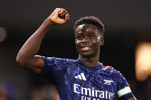 薩卡：爸媽總是會(huì )給我們留下早餐 常吃十字面包夾切碎的香腸