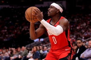 伊森傷停后臨危受命！阿隆·霍勒迪展現職業(yè)素養助隊延續連勝勢頭