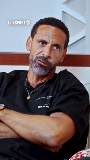 馬內選隊友最佳五人陣：C羅+庫鳥(niǎo)+菲米+范戴克+庫利巴利 無(wú)薩拉赫