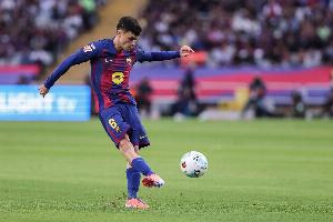 記者：佩德里缺席巴薩今日合練，霍安·加西亞、拉菲尼亞參加訓練