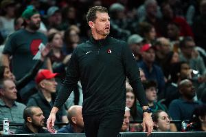 斯普利特下課？隊記：倉促接手+人員不整 問(wèn)題真要怪到他頭上？