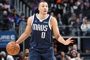 Shams：獨行俠后衛?？怂_姆將接受膝蓋手術(shù) 本賽季報銷(xiāo)！