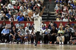 加西亞：教練今早找我談話(huà)溝通 讓我就做自己 我在場(chǎng)上輕松多了