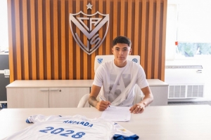 阿媒：拜仁球探考察18歲阿根廷中場(chǎng)安德拉達，解約金1400萬(wàn)歐