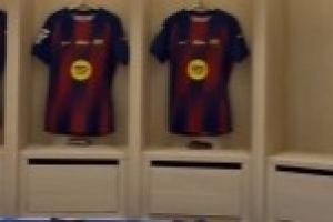 重返諾坎普！巴薩社媒曬新諾坎普巴薩更衣室的畫(huà)面