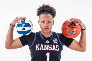 卡特·布萊恩特妹妹承諾堪薩斯大學(xué)！將代表女籃和女排出戰NCAA