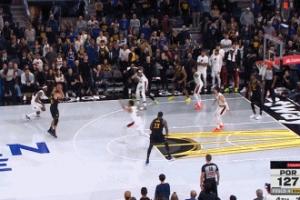 可惜！庫里三分不中 追夢(mèng)前場(chǎng)籃板給庫里依舊不中 勇士不敵開(kāi)拓者