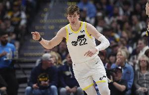 無(wú)心插柳？米哈伊柳克空中猶豫妙傳菲利波夫斯基切入暴扣