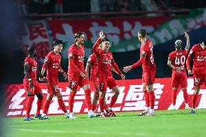 ?豫媒：河南開(kāi)通6列足協(xié)杯“球迷專(zhuān)列”從鄭州、洛陽(yáng)多地始發(fā)