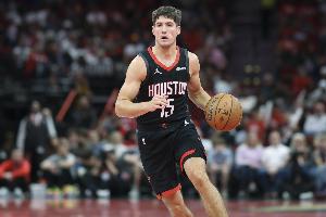 火記：謝潑德上半場(chǎng)火力全開(kāi) 他憑一己之力幫火箭把比賽拉了回來(lái)