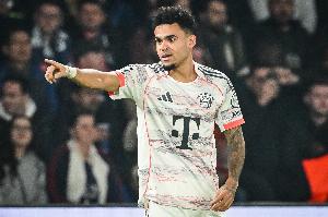 迪亞斯效力拜仁前10場(chǎng)德甲參與10球，近20年僅次于凱恩、克洛澤