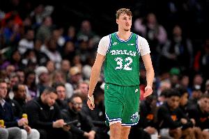 都耐心些！弗拉格近6戰場(chǎng)均20.5分6板3.7助1.5斷 真實(shí)命中率61.8%