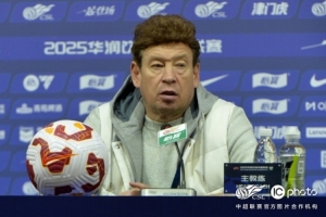 斯盧茨基：目前來(lái)看，下賽季外援方面我們可能會(huì )進(jìn)行一到兩人調整