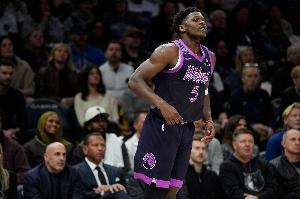 被太陽(yáng)逆轉！媒體人：森林狼仍沒(méi)有什么紀律性 頭腦簡(jiǎn)單四肢發(fā)達