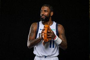 基德：歐文的領(lǐng)導力作用巨大 他對布威的指導堪稱(chēng)大師級示范