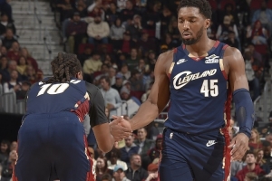 米切爾談加蘭復出：我終于不用一直持球推進(jìn)了 他高效且有侵略性