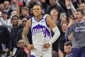 沖擊力很強還能串聯(lián)！基昂特·喬治半場(chǎng)6中4拿到11分2板6助