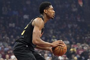 真穩定！亨特16中8&三分9中3拿到20分7板2斷 正負值+19！