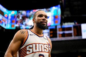 拼到六犯！狄龍17中8&4記三分拿下22分5板1助2斷