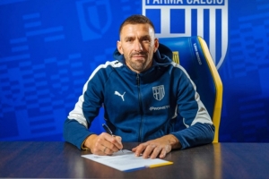 鈴木彩艷重傷，帕爾馬官方：簽下自由球員瓜伊塔，合同至賽季結束