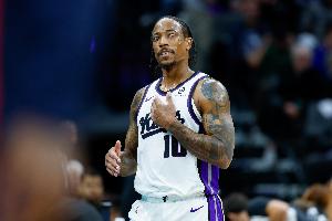 德羅贊：這場(chǎng)勝利意義重大 這能給球隊一次積極的推動(dòng)